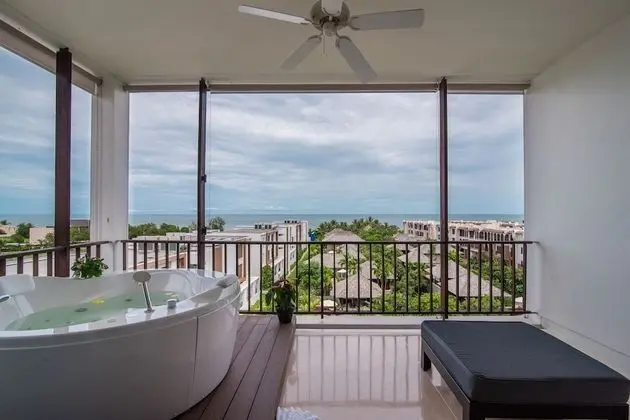 Seaview Sky Villa
