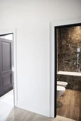 Basic Tek Büyük Yataklı Oda, Özel Banyo, Kanal Manzaralı (External)