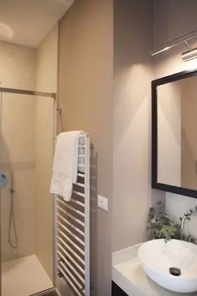 Classic Tek Büyük Yataklı Oda, Kanal Manzaralı