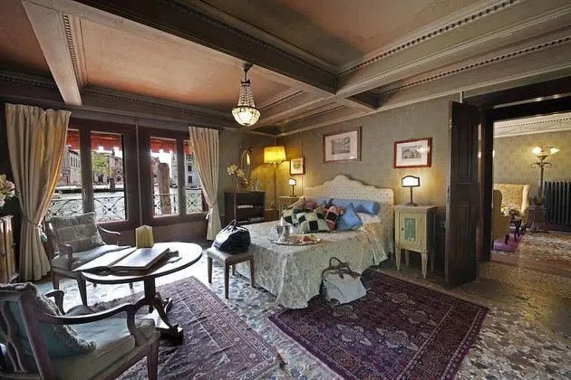 Royal Süit, Kanal Manzaralı (Pisani)