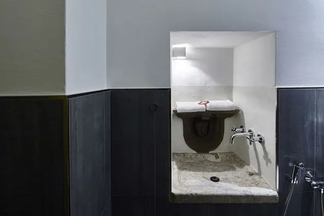 Premium Tek Büyük Yataklı Oda