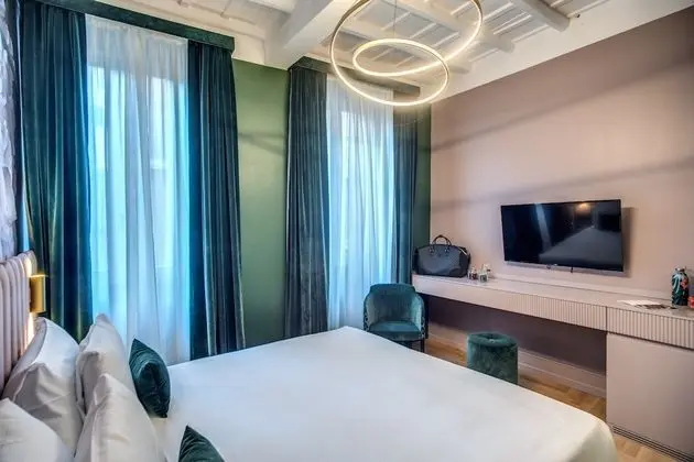 Deluxe Tek Büyük veya İki Ayrı Yataklı Oda