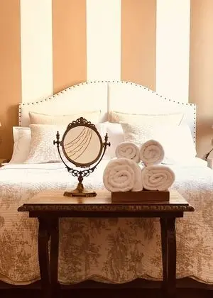 Comfort Tek Büyük Yataklı Oda (21)