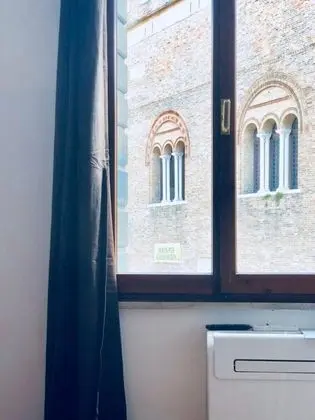 Comfort Tek Büyük Yataklı Oda (21)