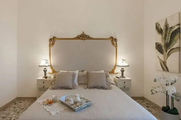 Deluxe Tek Büyük veya İki Ayrı Yataklı Oda, Teras, Bahçe Manzaralı