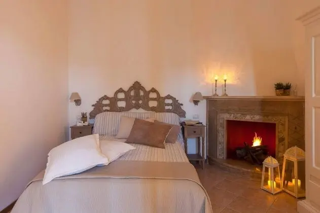 Deluxe Tek Büyük Yataklı Oda, Balkon, Bahçe Manzaralı