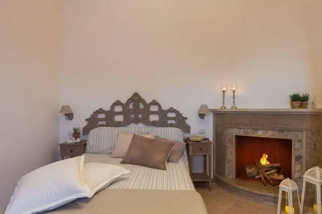 Deluxe Tek Büyük Yataklı Oda, Balkon, Bahçe Manzaralı