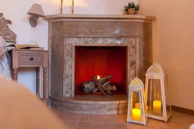 Deluxe Tek Büyük Yataklı Oda, Balkon, Bahçe Manzaralı