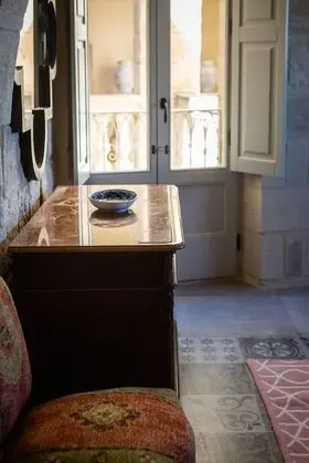 Superior Tek Büyük Yataklı Oda, Banyolu/Duşlu ( King Room with balcony)
