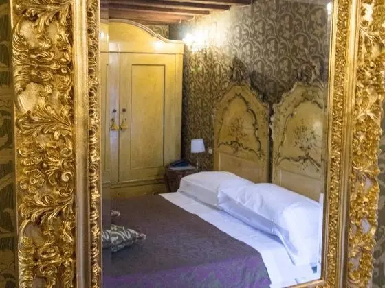 Classic Tek Büyük veya İki Ayrı Yataklı Oda