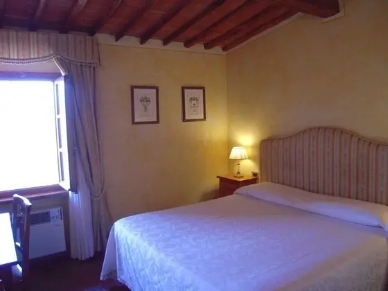 Tek Büyük Yataklı Oda