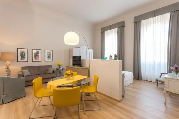 Classic Apart Daire, 1 En Büyük (King) Boy Yatak ve Çekyat, Mutfak