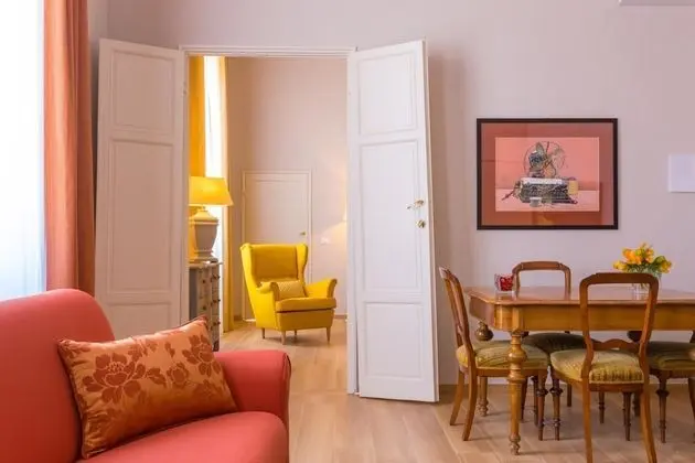 Classic Apart Daire, 1 En Büyük (King) Boy Yatak ve Çekyat, Mutfak