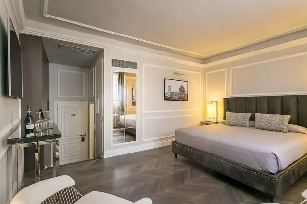 Deluxe Tek Büyük veya İki Ayrı Yataklı Oda, Sıcak Su Küveti
