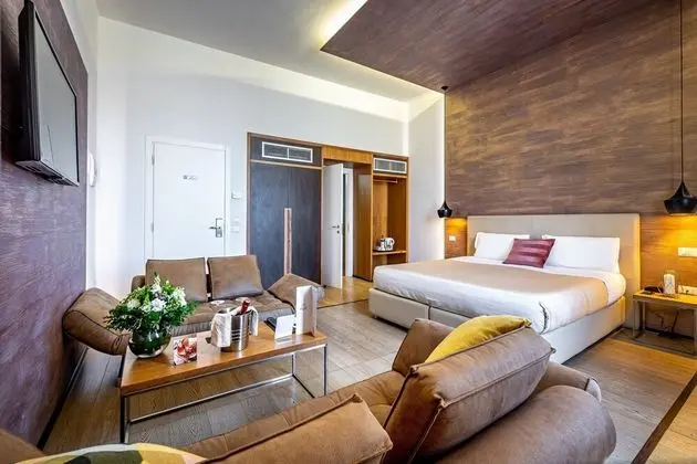 Deluxe Tek Büyük veya İki Ayrı Yataklı Oda, Sıcak Su Küveti