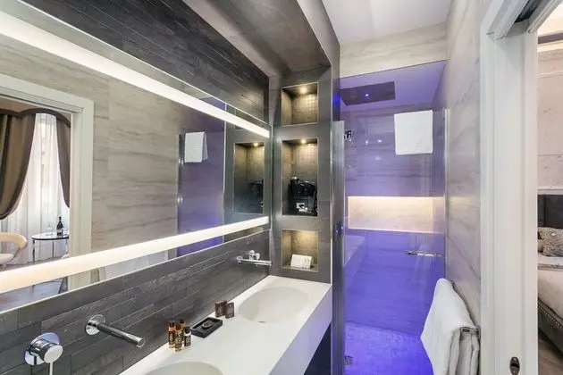 Deluxe Tek Büyük veya İki Ayrı Yataklı Oda, Sıcak Su Küveti