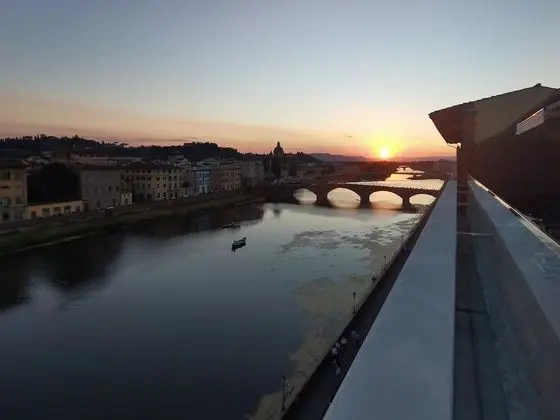 Junior Süit, Teras (Deluxe)