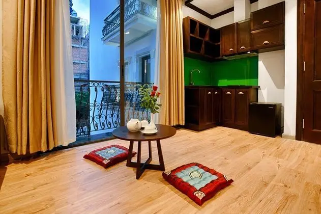 Suite Apartment, 1 Bedroom, Pool View