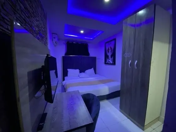 Executive Tek Büyük Yataklı Oda