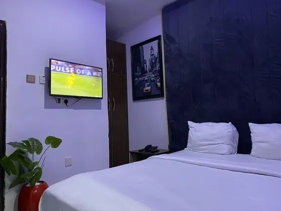 Executive Tek Büyük Yataklı Oda