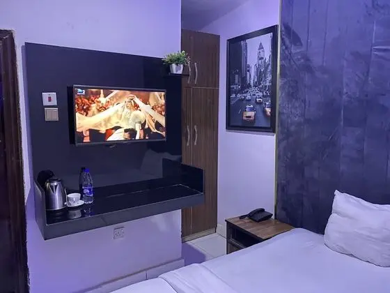 Executive Tek Büyük Yataklı Oda