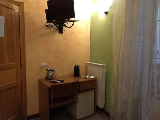 Economy Oda, 1 Büyük (Queen) Boy Yatak