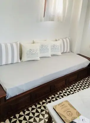 Stüdyo, Kısmi Deniz Manzarası