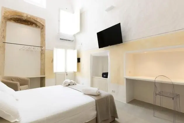 Superior Tek Büyük veya İki Ayrı Yataklı Oda