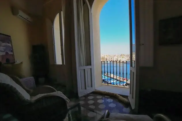 Comfort Üç Kişilik Oda, Özel Banyo, Deniz Manzaralı