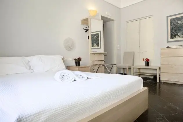 Tek Büyük Yataklı Oda, Balkon