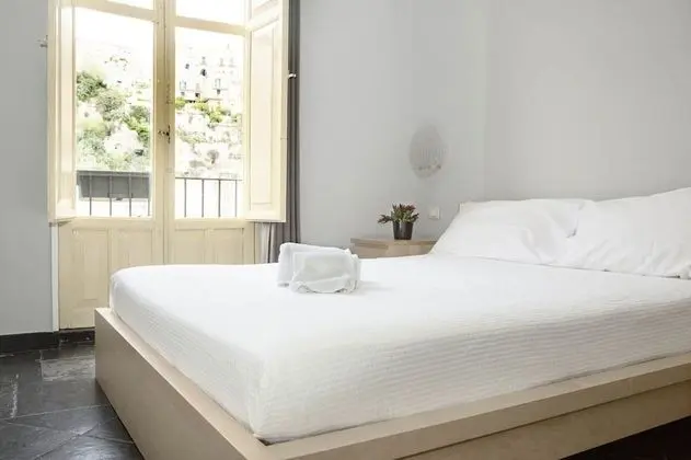 Tek Büyük Yataklı Oda, Balkon