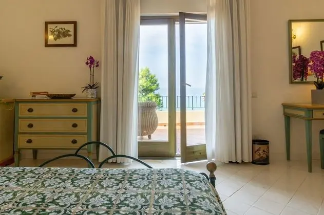 Garden Double room with sea view and terrace