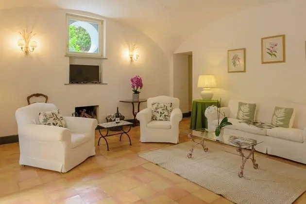 Luxury Süit, 1 Büyük (Queen) Boy Yatak ve Çekyat (Luxury Suite Ground Floor con Patio)