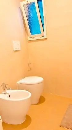 Romantic Tek Büyük Yataklı Oda (Chiodi di Garofano)