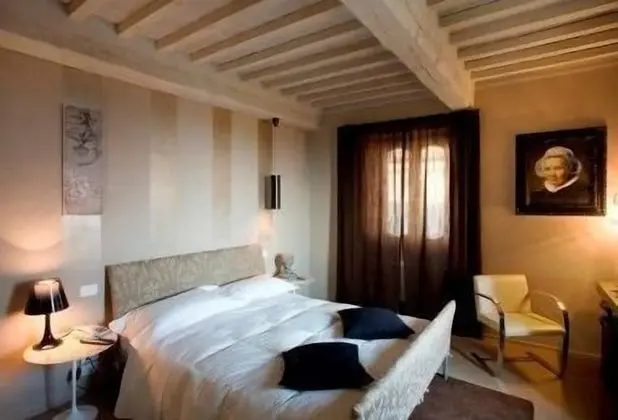 Superior Tek Büyük Yataklı Oda