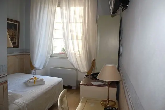 Basic Tek Kişilik Oda, 1 Yatak Odası