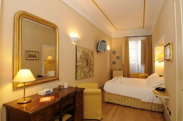 Standard Tek Büyük veya İki Ayrı Yataklı Oda