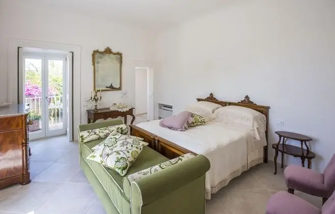 Deluxe Tek Büyük Yataklı Oda, 1 Yatak Odası, Bahçe Manzaralı