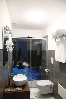 Tek Büyük Yataklı Oda (Capri)