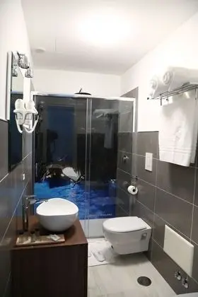 Tek Büyük Yataklı Oda (Capri)
