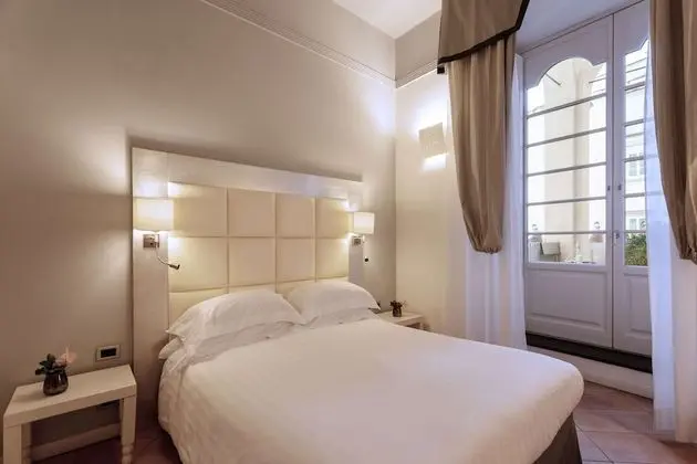 Deluxe Oda, 1 Büyük (Queen) Boy Yatak