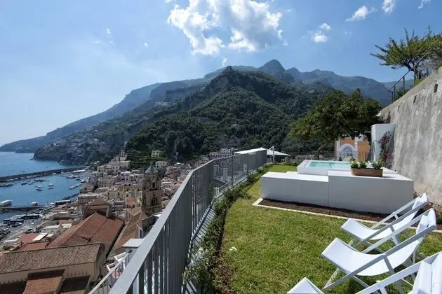 Villa, Sigara İçilebilir