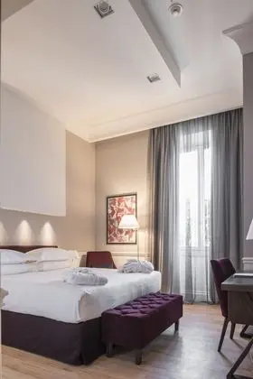 Superior Tek Büyük Yataklı Oda