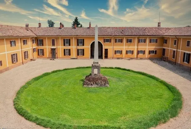 Senior Stüdyo Süit, 1 En Büyük (King) Boy Yatak, Avlu Manzaralı