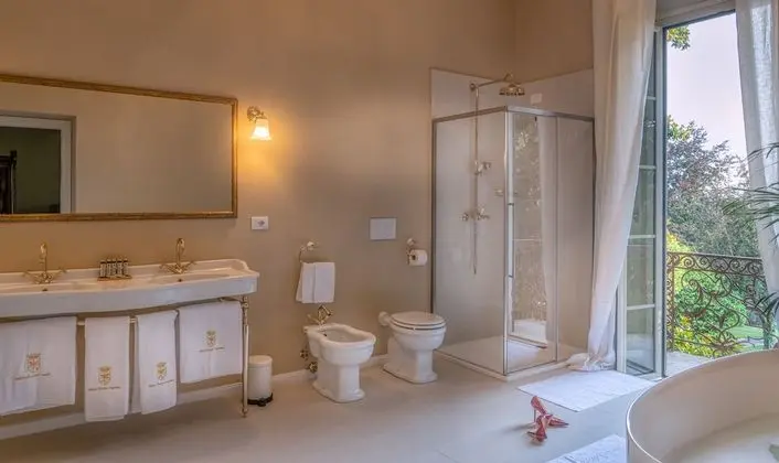 Superior Stüdyo Süit, 1 En Büyük (King) Boy Yatak, Balkon, Bahçe Manzaralı