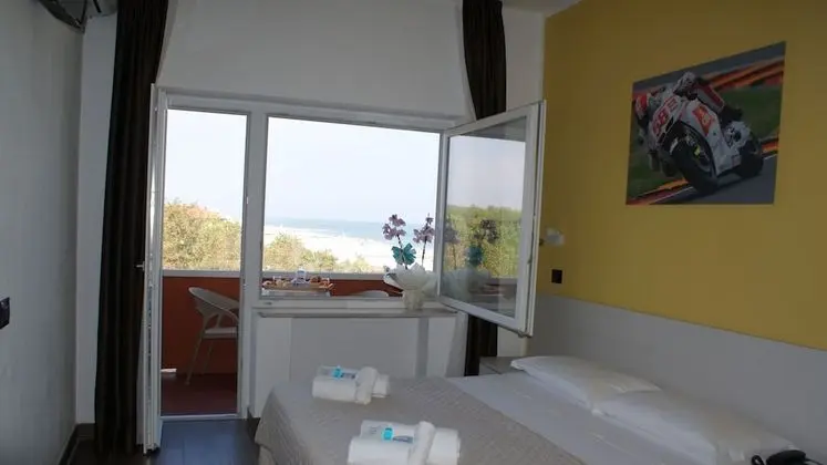 Tek Büyük veya İki Ayrı Yataklı Oda