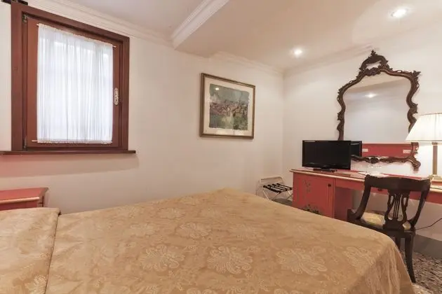 1 Çift Kişilik Veya 2 Tek Kişilik Yatak Standard