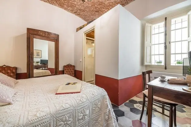 Classic Tek Büyük veya İki Ayrı Yataklı Oda