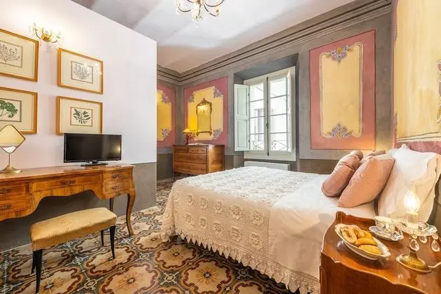 Deluxe Tek Büyük veya İki Ayrı Yataklı Oda