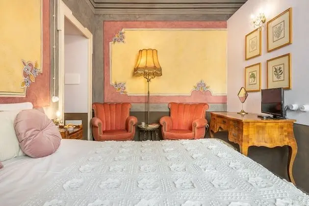 Deluxe Tek Büyük veya İki Ayrı Yataklı Oda